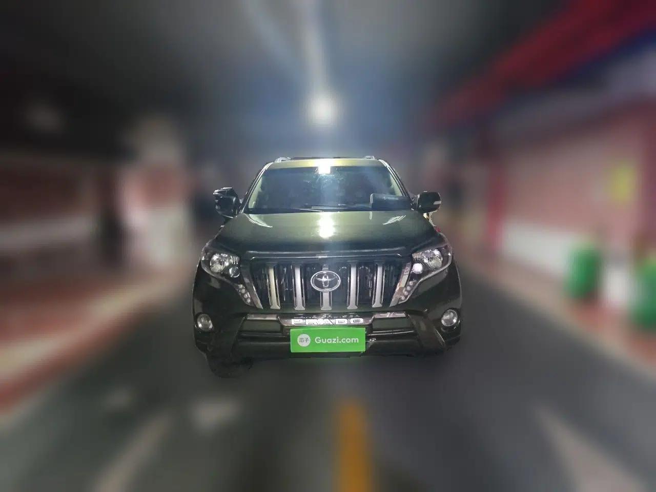 Toyota Prado 2010 2.7L Automatic Standard Edition — миниатюра 2