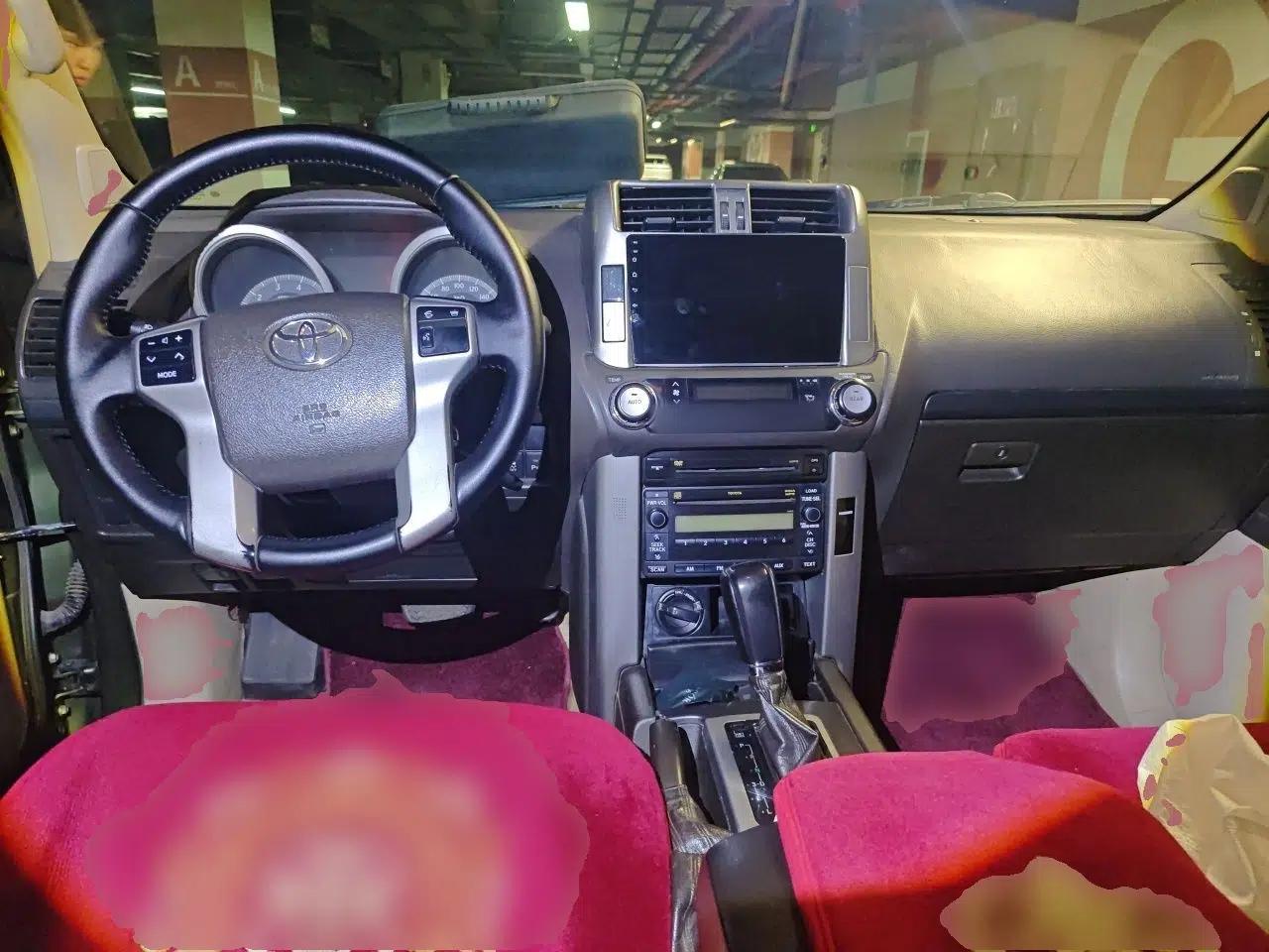 Toyota Prado 2010 2.7L Automatic Standard Edition — миниатюра 9