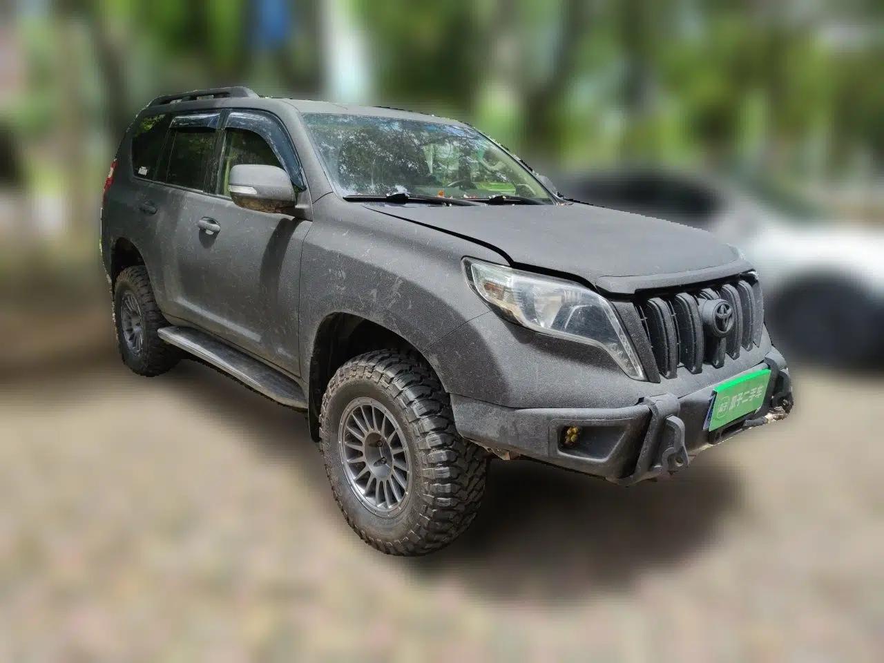 Toyota Prado 2010 Prado 4.0L automatic gasoline 7-seater — миниатюра 3