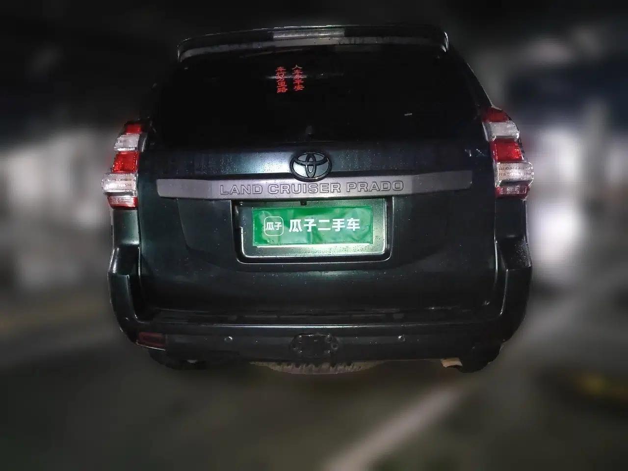 Toyota Prado 2014 2.7L Automatic Standard Edition — миниатюра 5