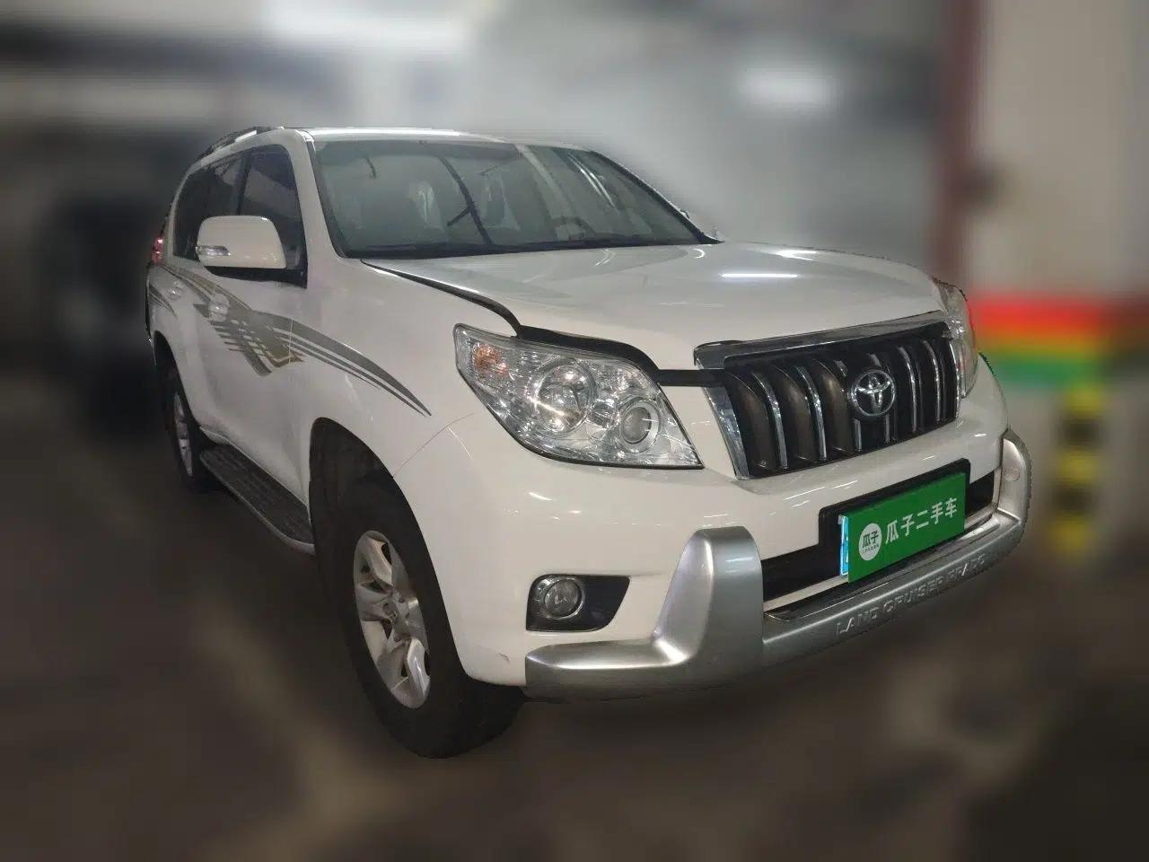 Toyota Prado 2010 4.0L Automatic TX-L — миниатюра 3