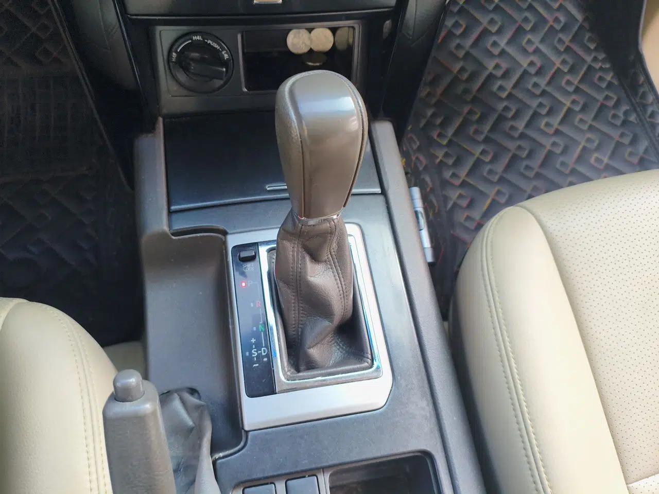 Toyota Prado Toyota Prado 2016, 2.7L automatic, 7-seater, gasoline (parallel import) — миниатюра 14