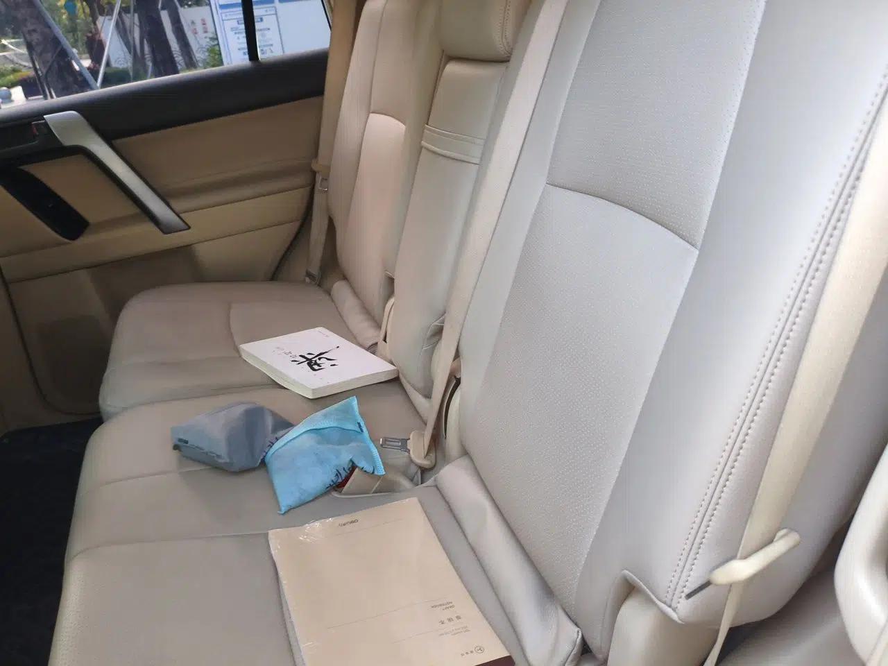 Toyota Prado Toyota Prado 2016, 2.7L automatic, 7-seater, gasoline (parallel import) — миниатюра 17