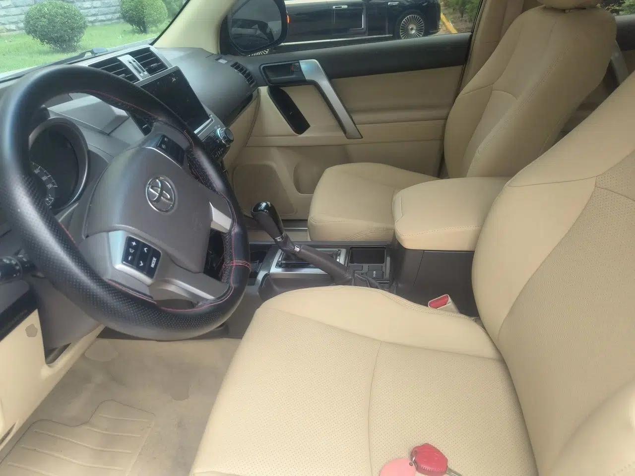 Toyota Prado 2015 Prado 2.7L automatic 7-seater — миниатюра 15