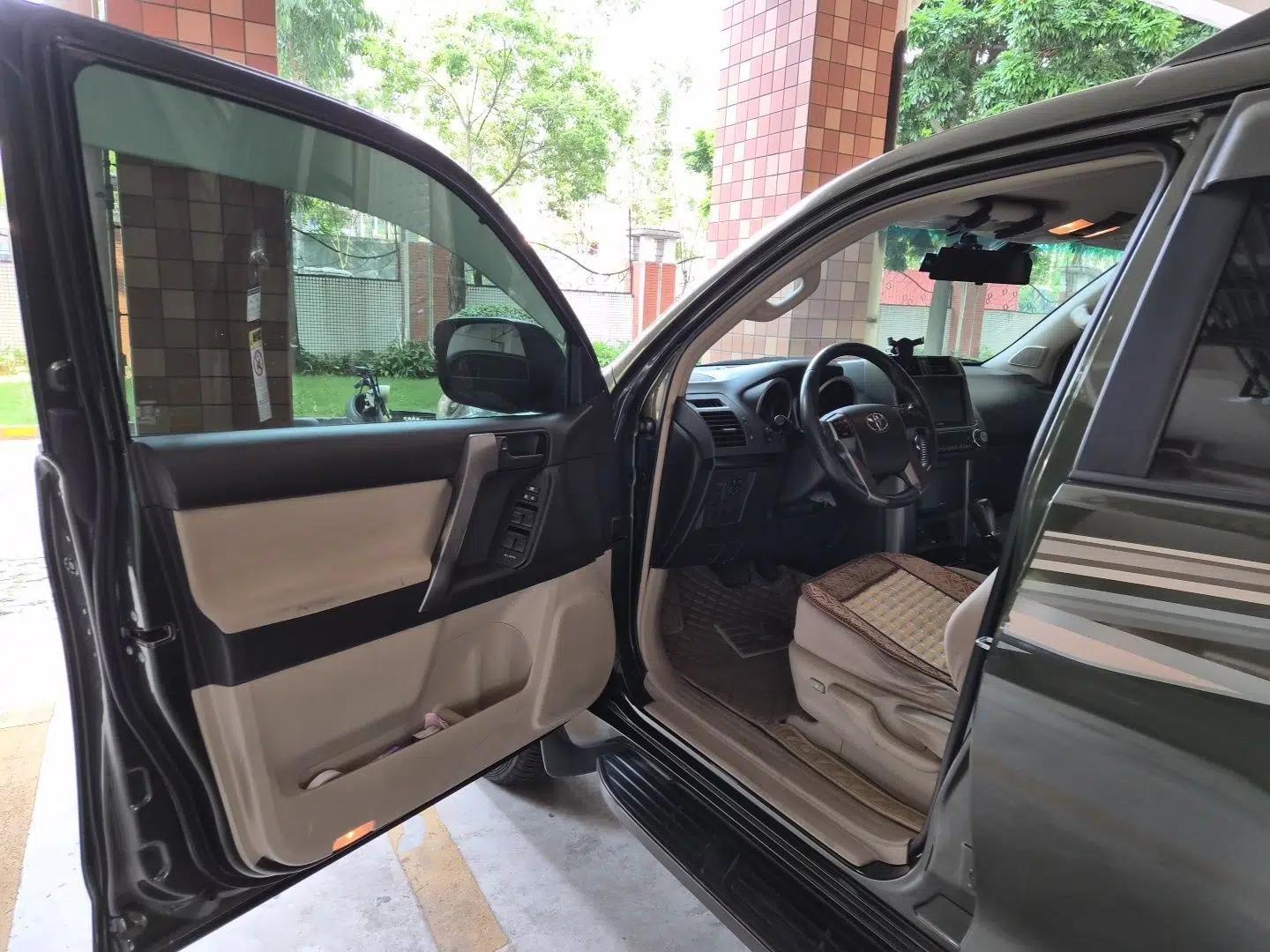 Toyota Prado 2010 2.7L Automatic Standard Edition — миниатюра 16