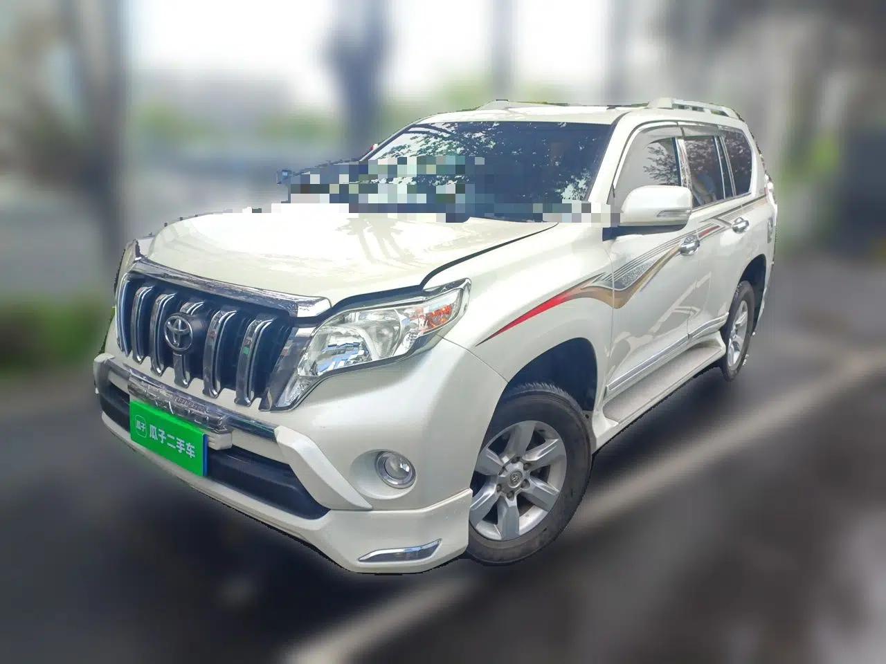Toyota Prado 2016 2.7L Automatic Standard Edition — миниатюра 1