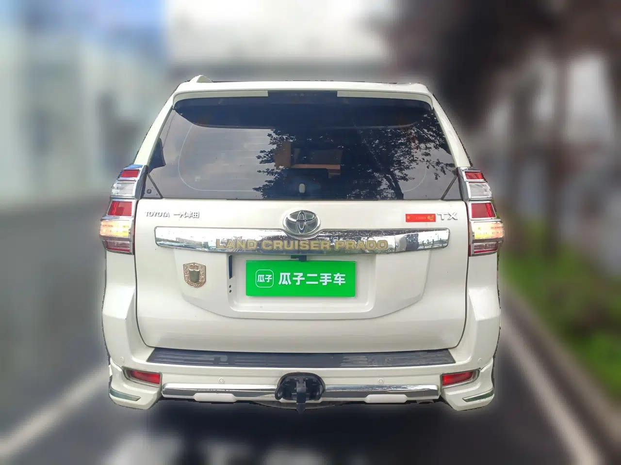 Toyota Prado 2016 2.7L Automatic Standard Edition — миниатюра 5