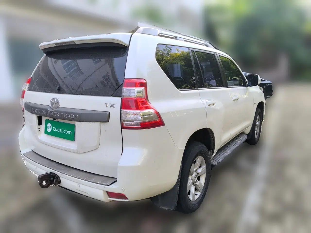 Toyota Prado 2014 2.7L Automatic Standard Edition — миниатюра 6