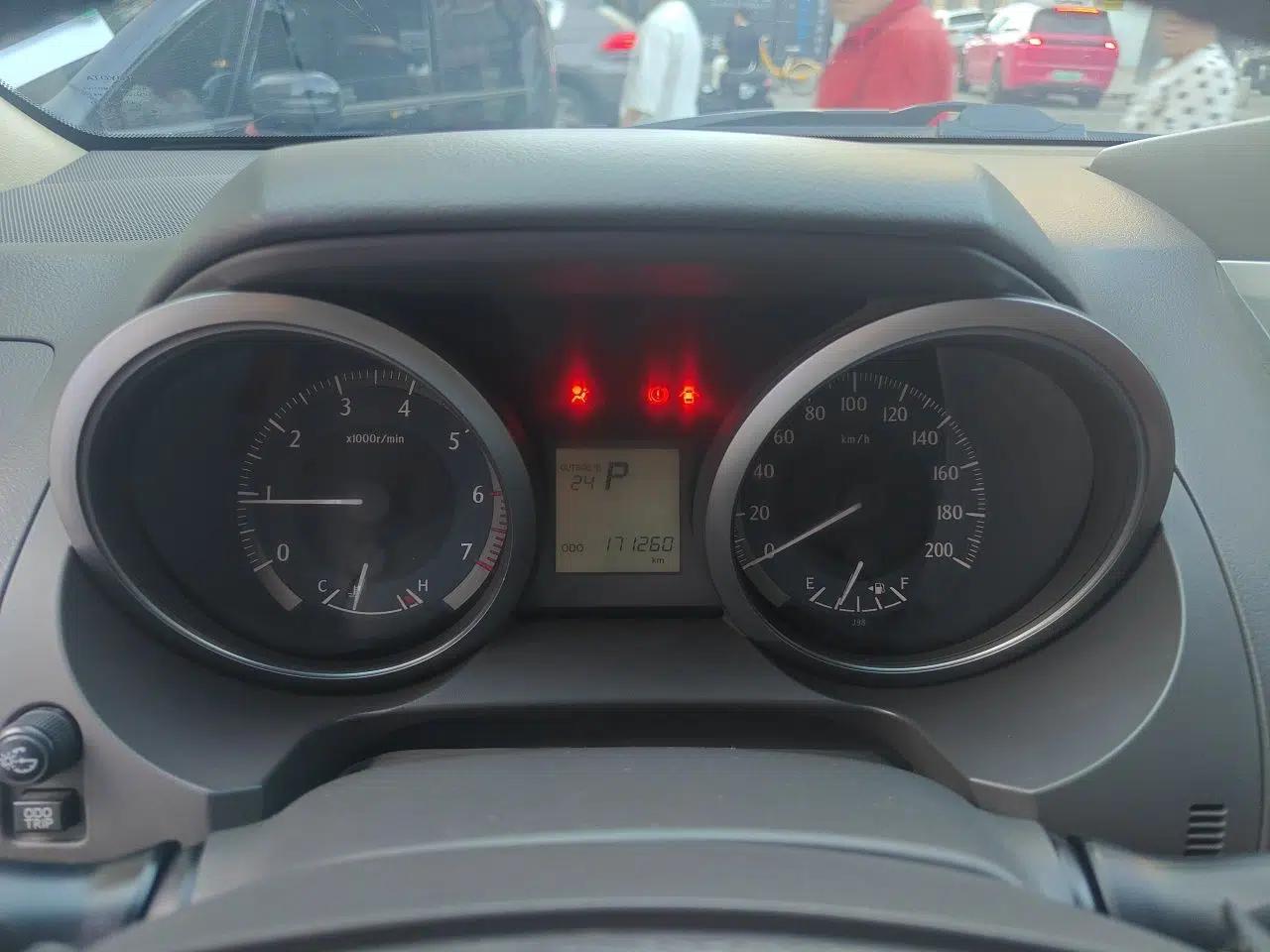 Toyota Prado 2014 model, 2.7L, automatic, 7 seats, parallel import — миниатюра 11