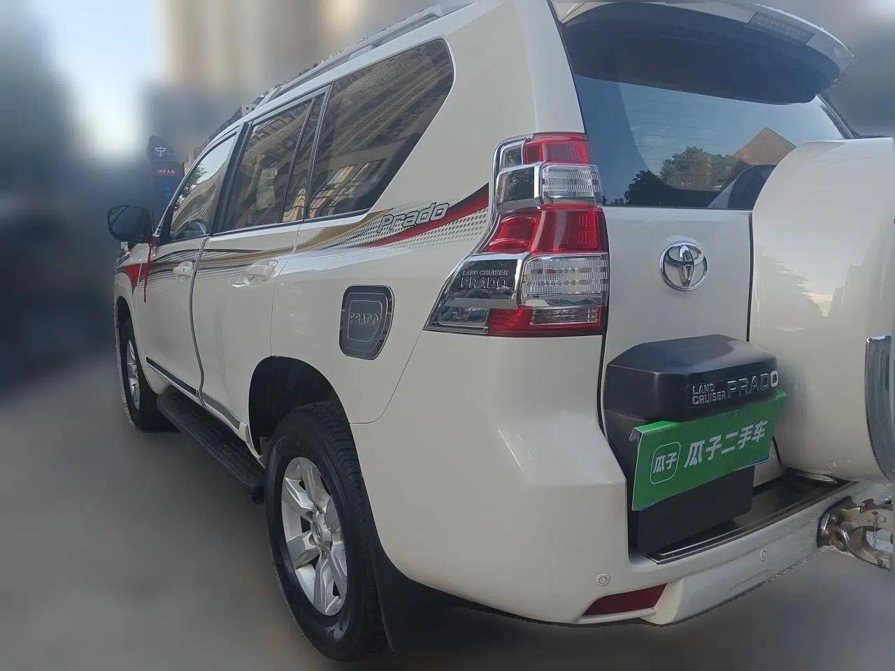 Toyota Prado 2014 model, 2.7L, automatic, 7 seats, parallel import — миниатюра 4