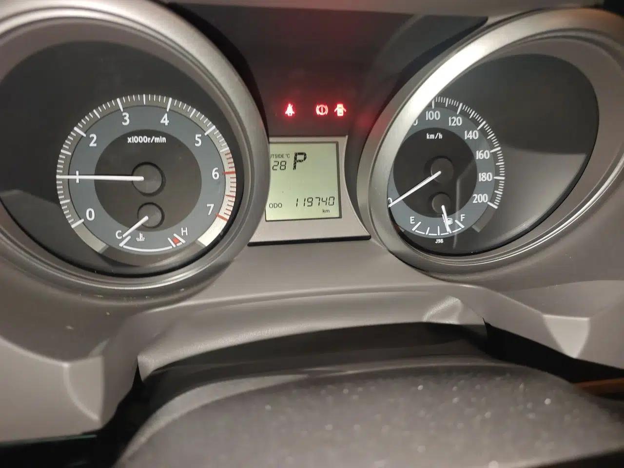 Toyota Prado 2013 Prado 2.7, 7-seater (Middle East specification) — миниатюра 12