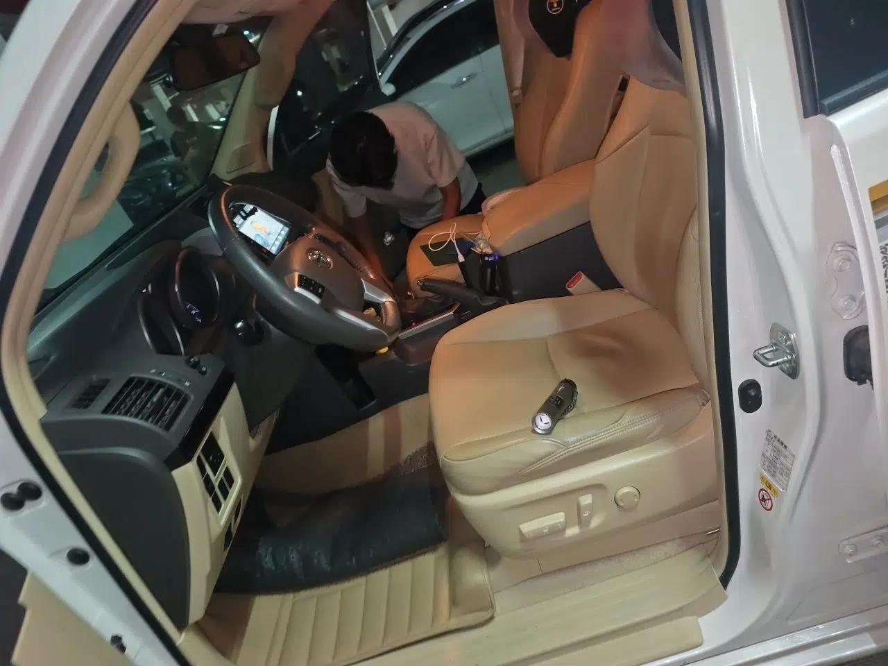 Toyota Prado 2013 Prado 2.7, 7-seater (Middle East specification) — миниатюра 15