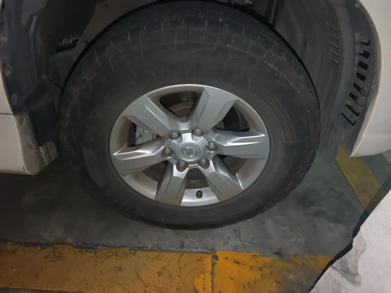 Toyota Prado 2013 Prado 2.7, 7-seater (Middle East specification) — миниатюра 8