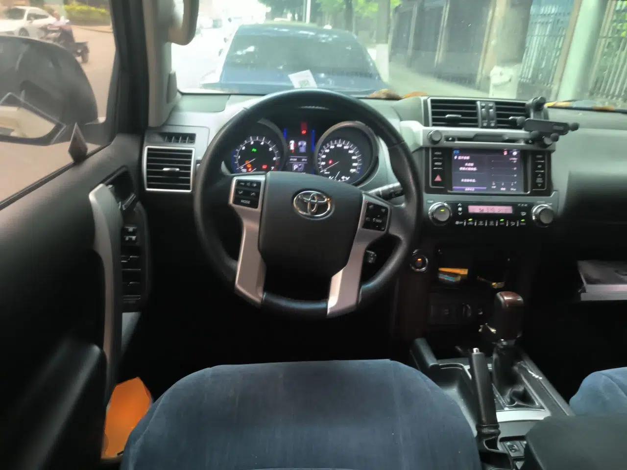 Toyota Prado 2016 3.5L Automatic TX-L — миниатюра 10