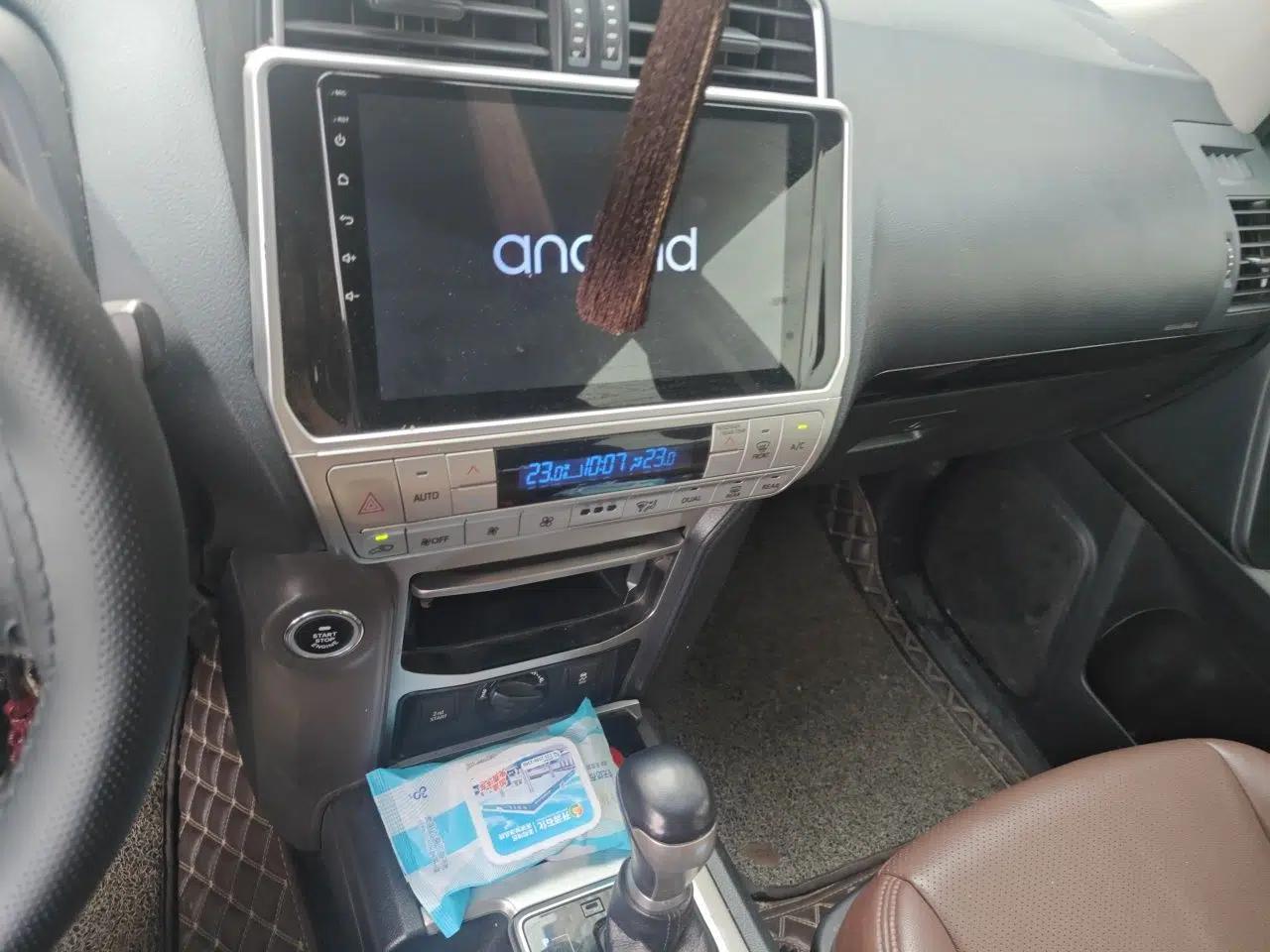 Toyota Prado 2018 Model, 2.7L, U.S.-spec, 7-Seater — миниатюра 13