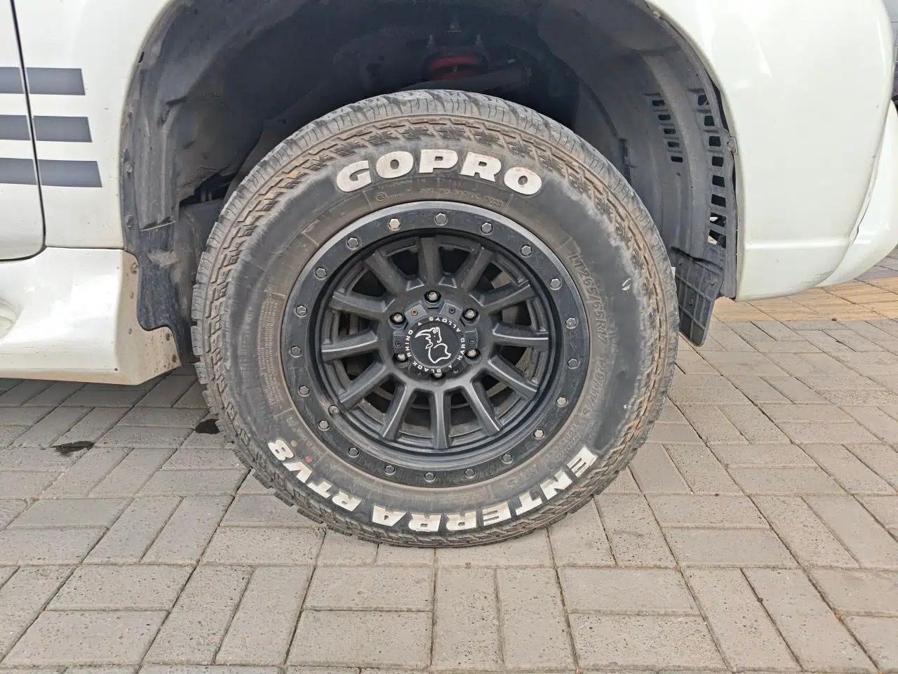Toyota Prado 2017 2.7 Automatic 7-Seater Parallel Import — миниатюра 8