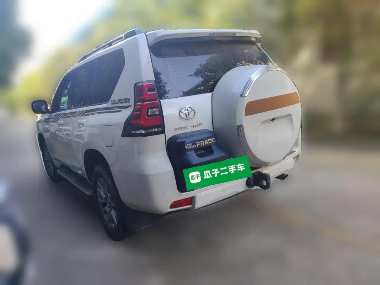 Toyota Prado 2018 3.5L Automatic TX-L NAVI with Rear-Mounted Spare Tire — миниатюра 4