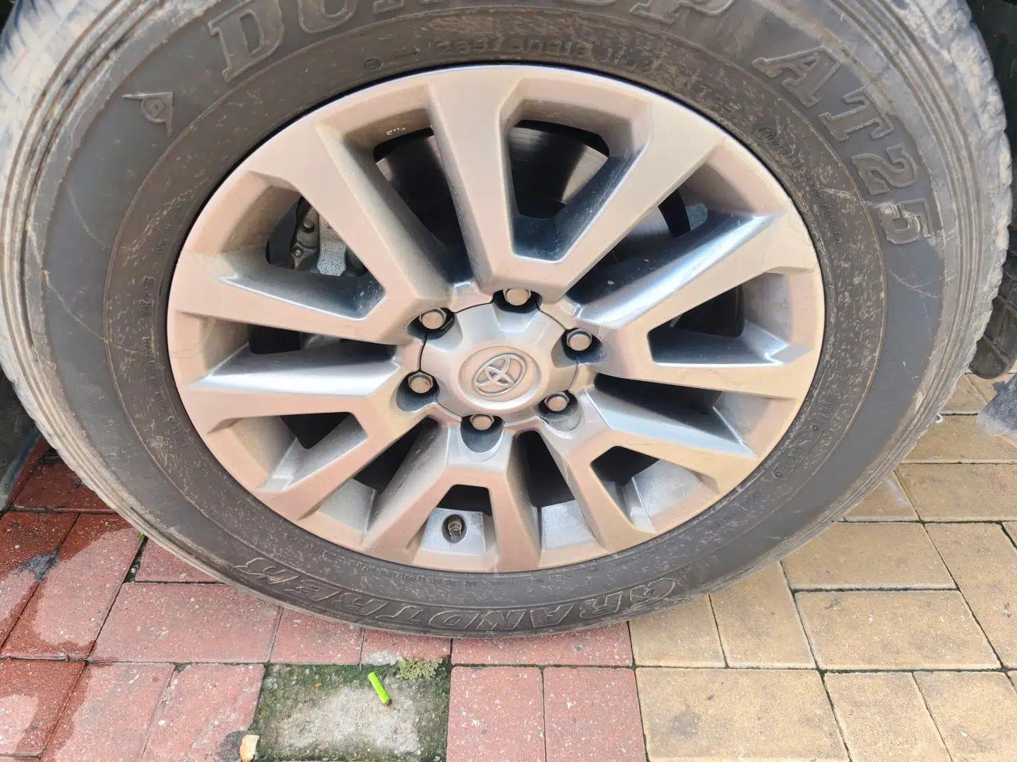 Toyota Prado 2018 3.5L Automatic TX-L NAVI with Rear-Mounted Spare Tire — миниатюра 8