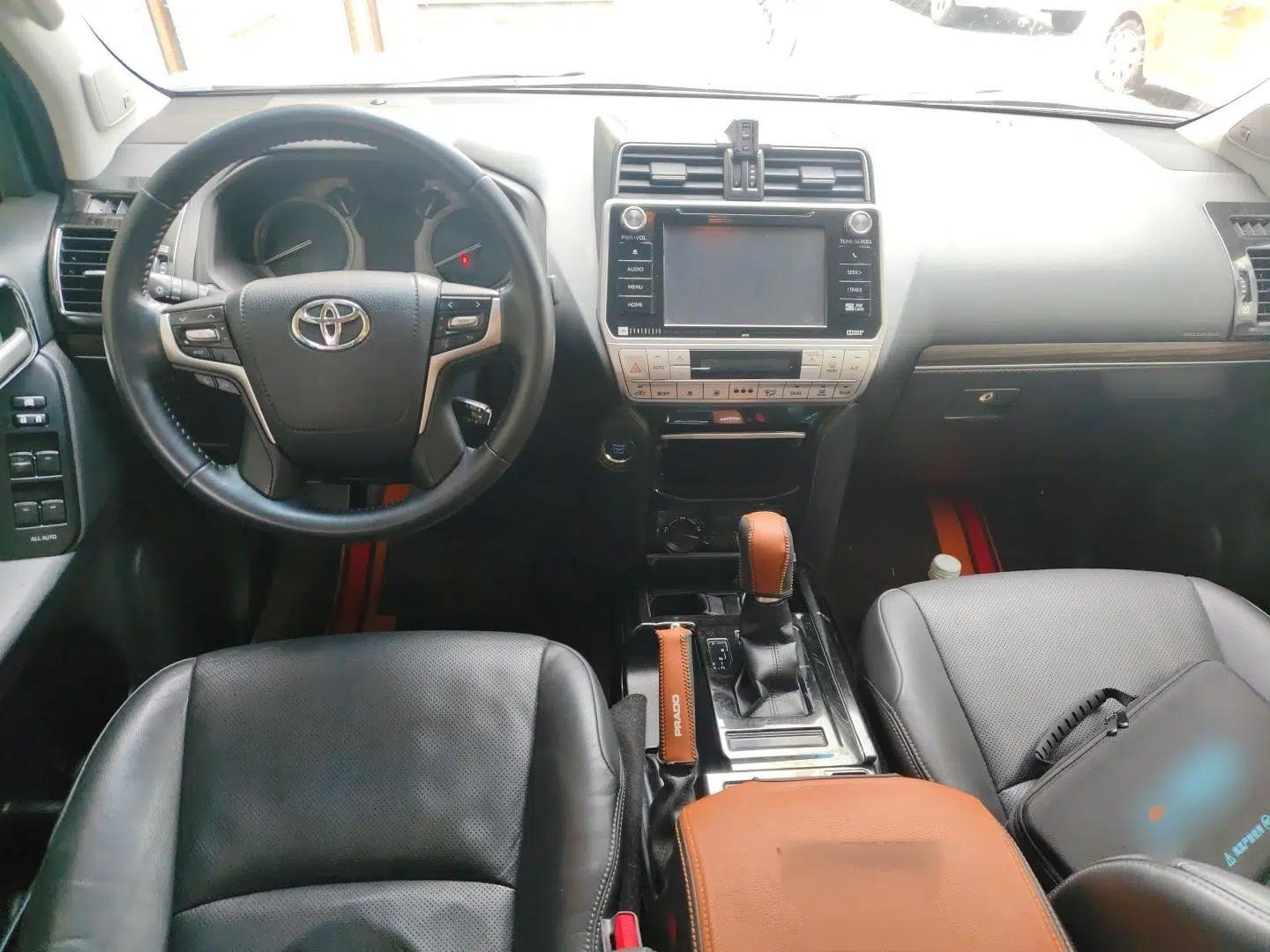Toyota Prado 2018 3.5L Automatic TX-L NAVI with Rear-Mounted Spare Tire — миниатюра 9