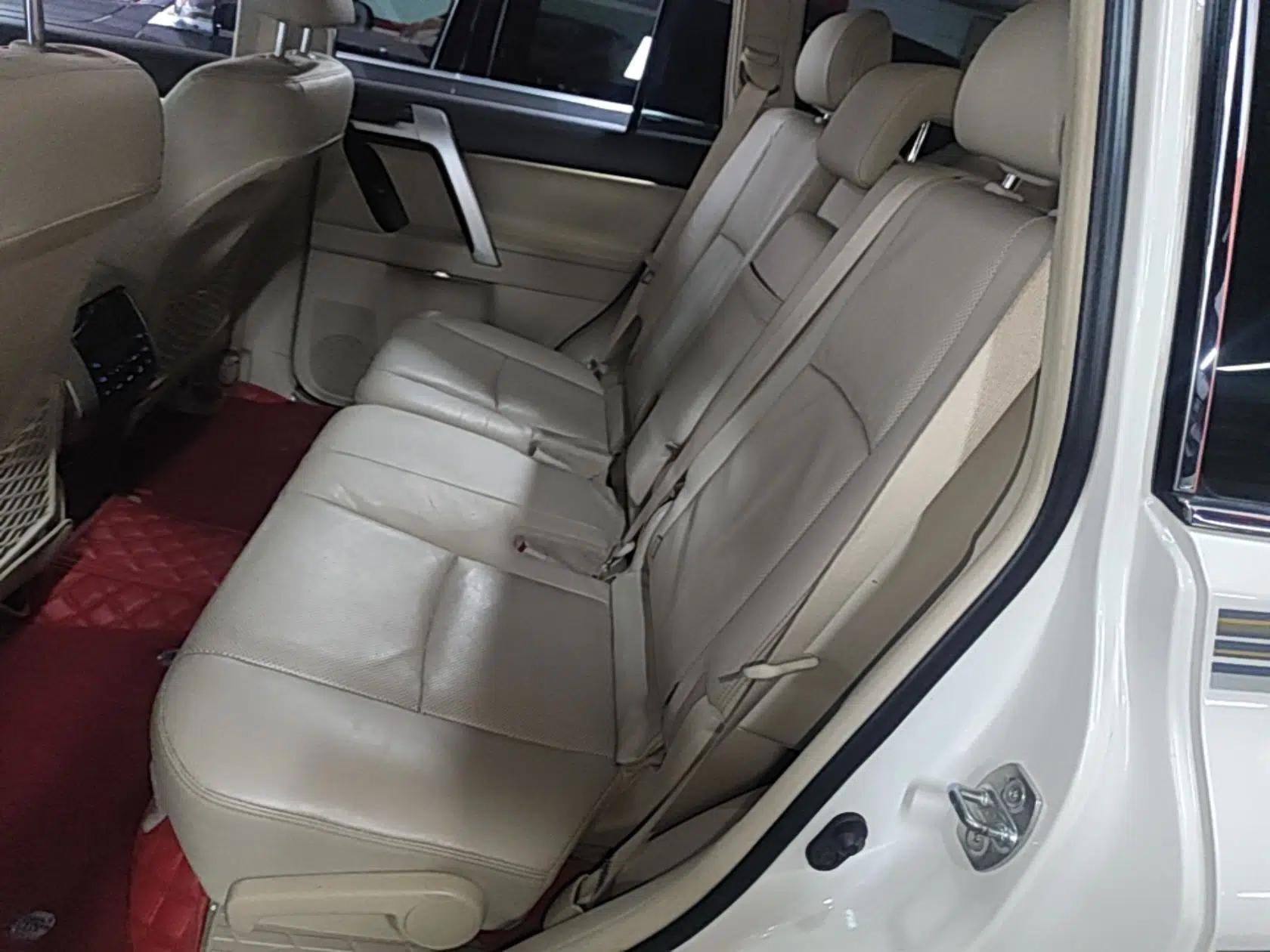 Toyota Prado 2018 3.5L Automatic TX-L with Rear-Mounted Spare Tire — миниатюра 20