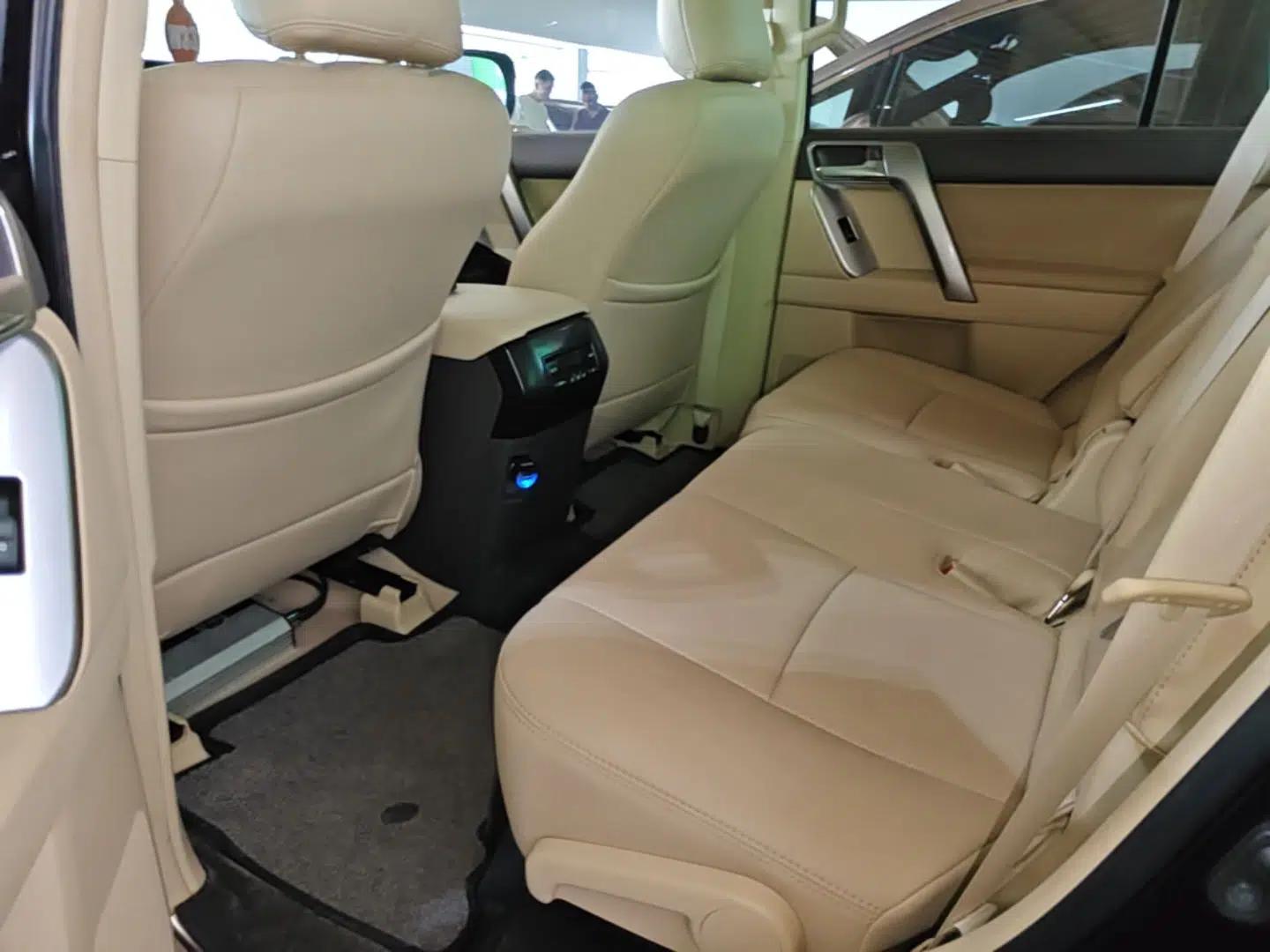 Toyota Prado 2014 4.0L Middle East Version — миниатюра 20
