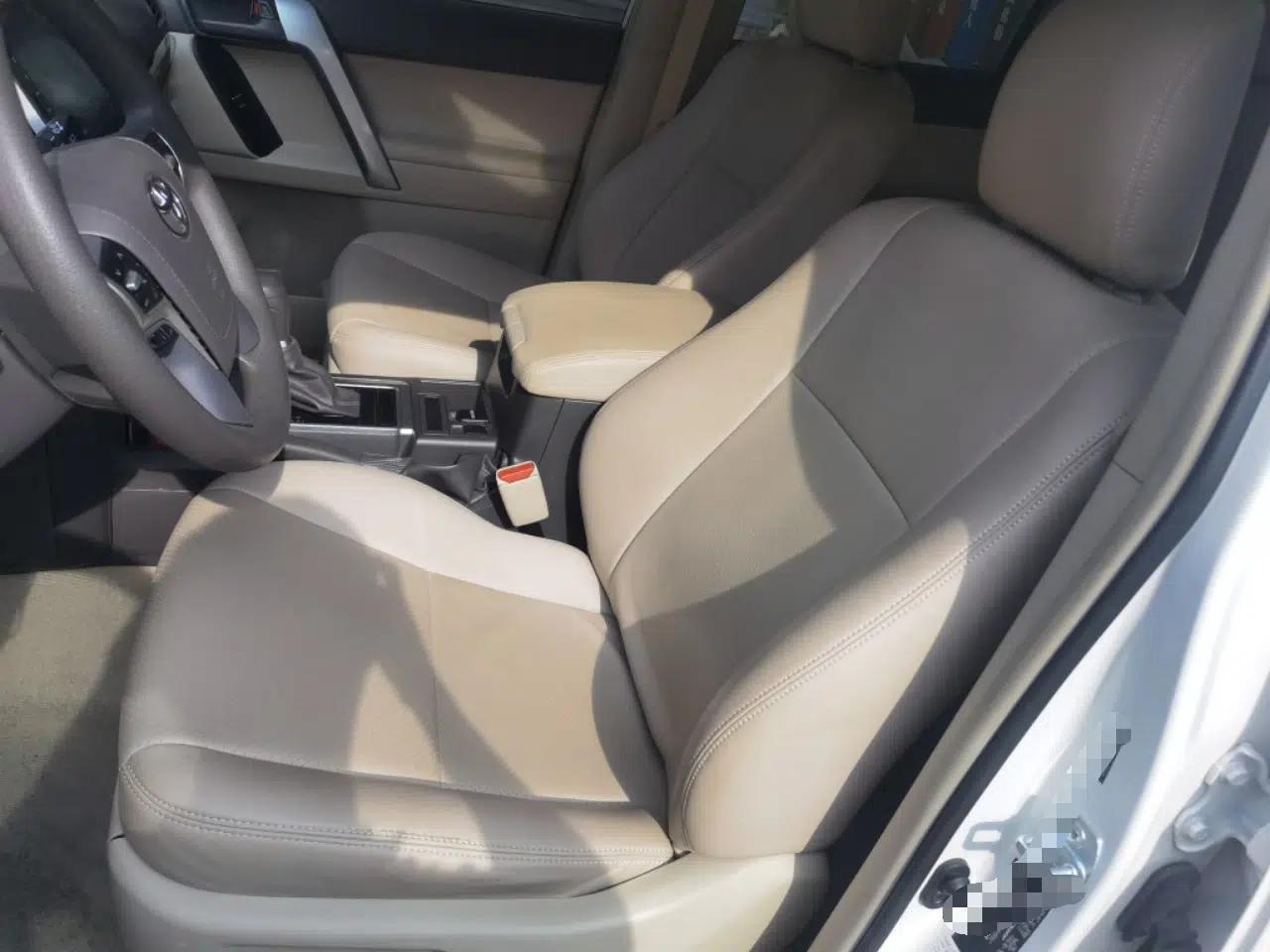 Toyota Prado Middle East‑spec parallel‑import Toyota Prado, modified without a sunroof or rear liftgate. — миниатюра 15