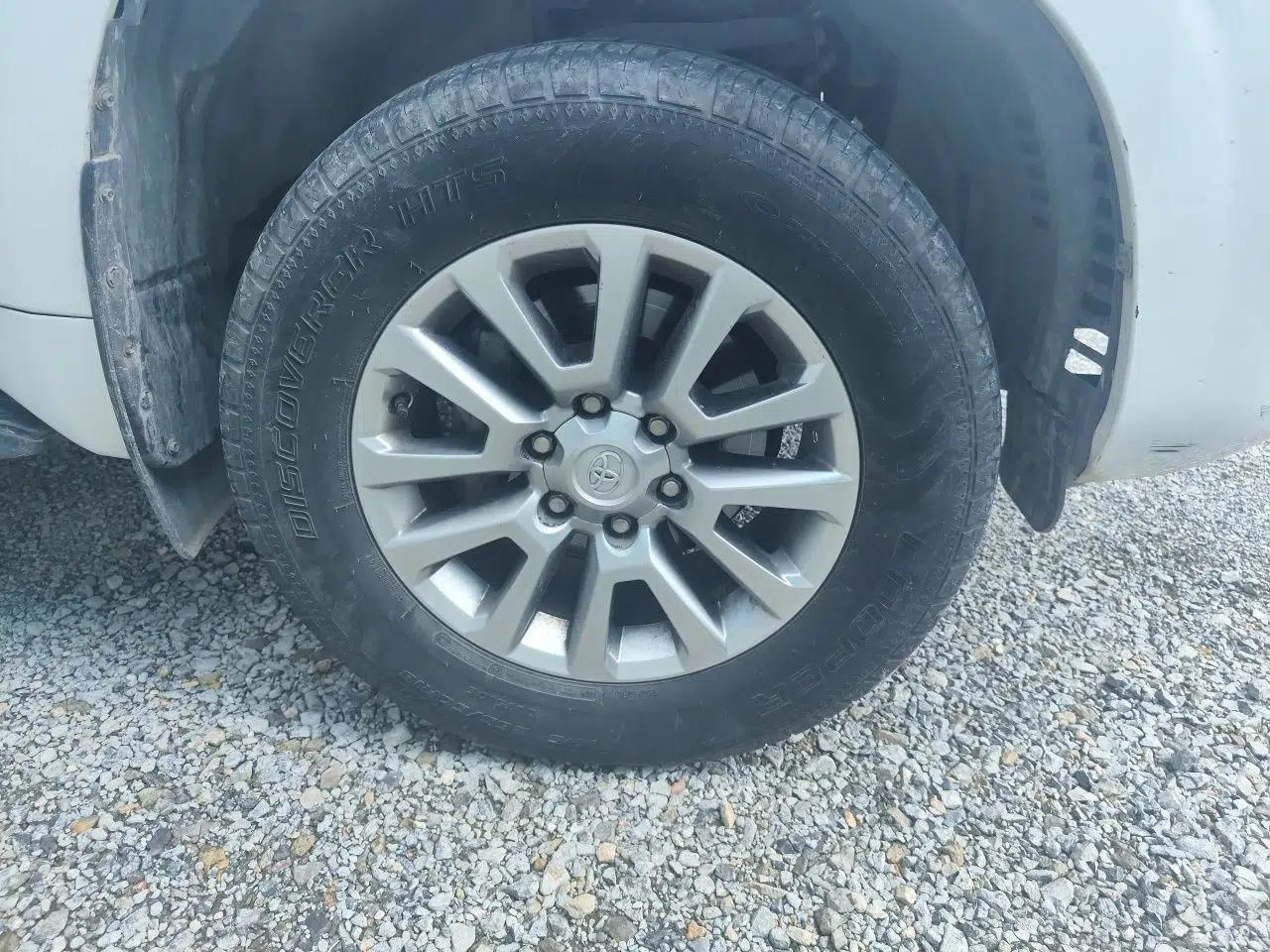 Toyota Prado Toyota Prado 2018, 4.0L, automatic transmission, 7 seats (parallel import) — миниатюра 8
