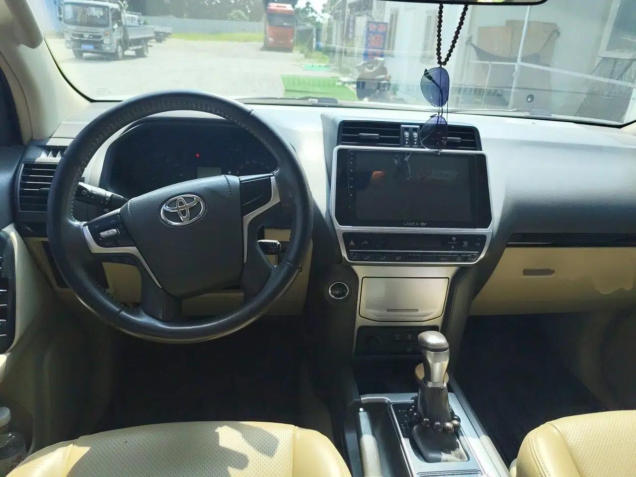 Toyota Prado Toyota Prado 2018, 4.0L, automatic transmission, 7 seats (parallel import) — миниатюра 9