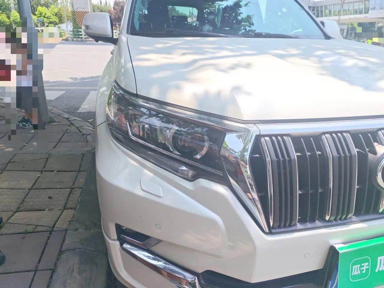 Toyota Prado 2019 3.5L Automatic TX-L Deluxe Edition with Rear-Mounted Spare Tire — миниатюра 7