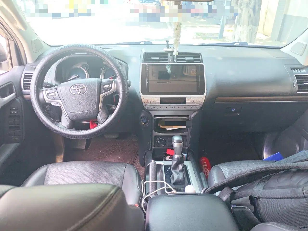 Toyota Prado 2019 3.5L Automatic TX-L Deluxe Edition with Rear-Mounted Spare Tire — миниатюра 9