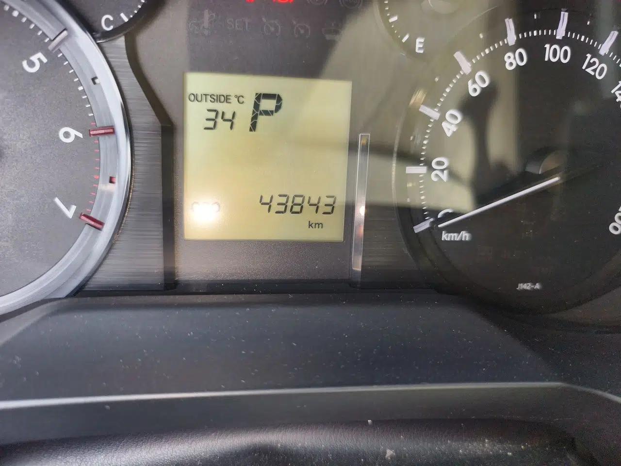 Toyota Prado 2019 4.0L TX-L Middle East — миниатюра 12