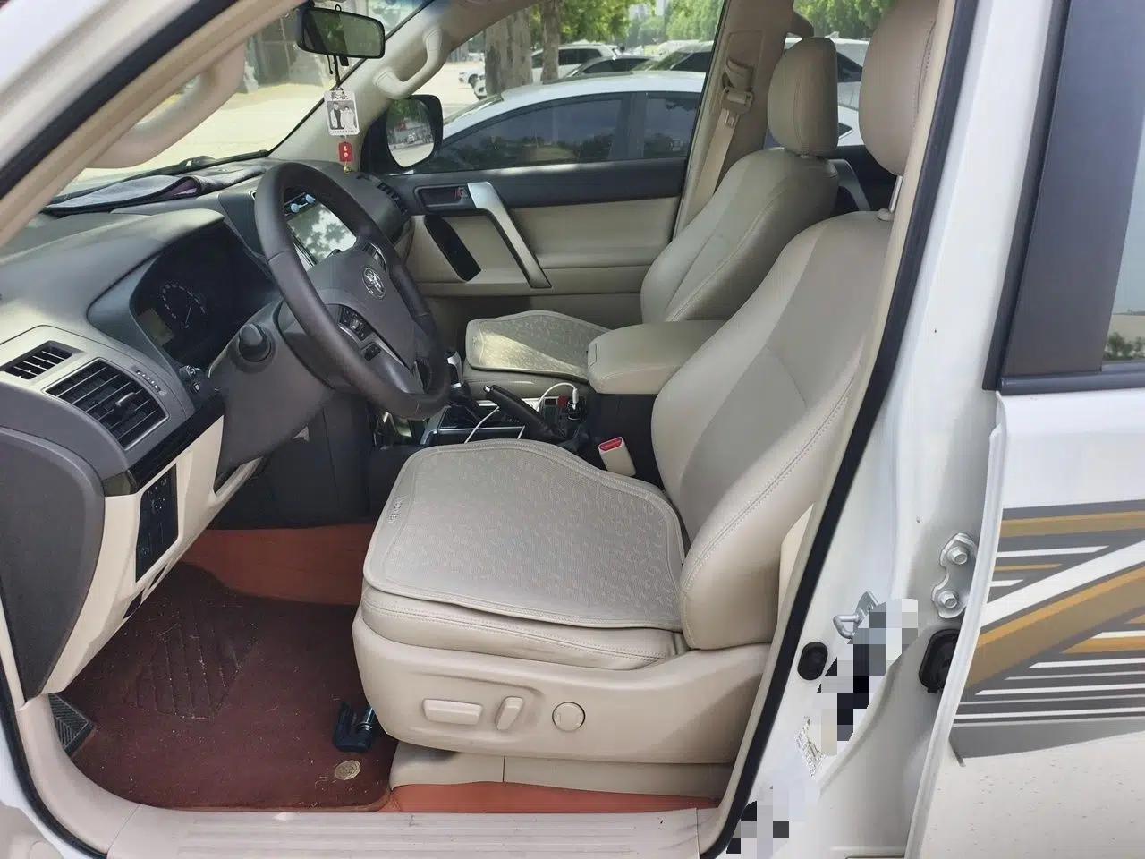 Toyota Prado 2019 4.0L TX-L Middle East — миниатюра 15