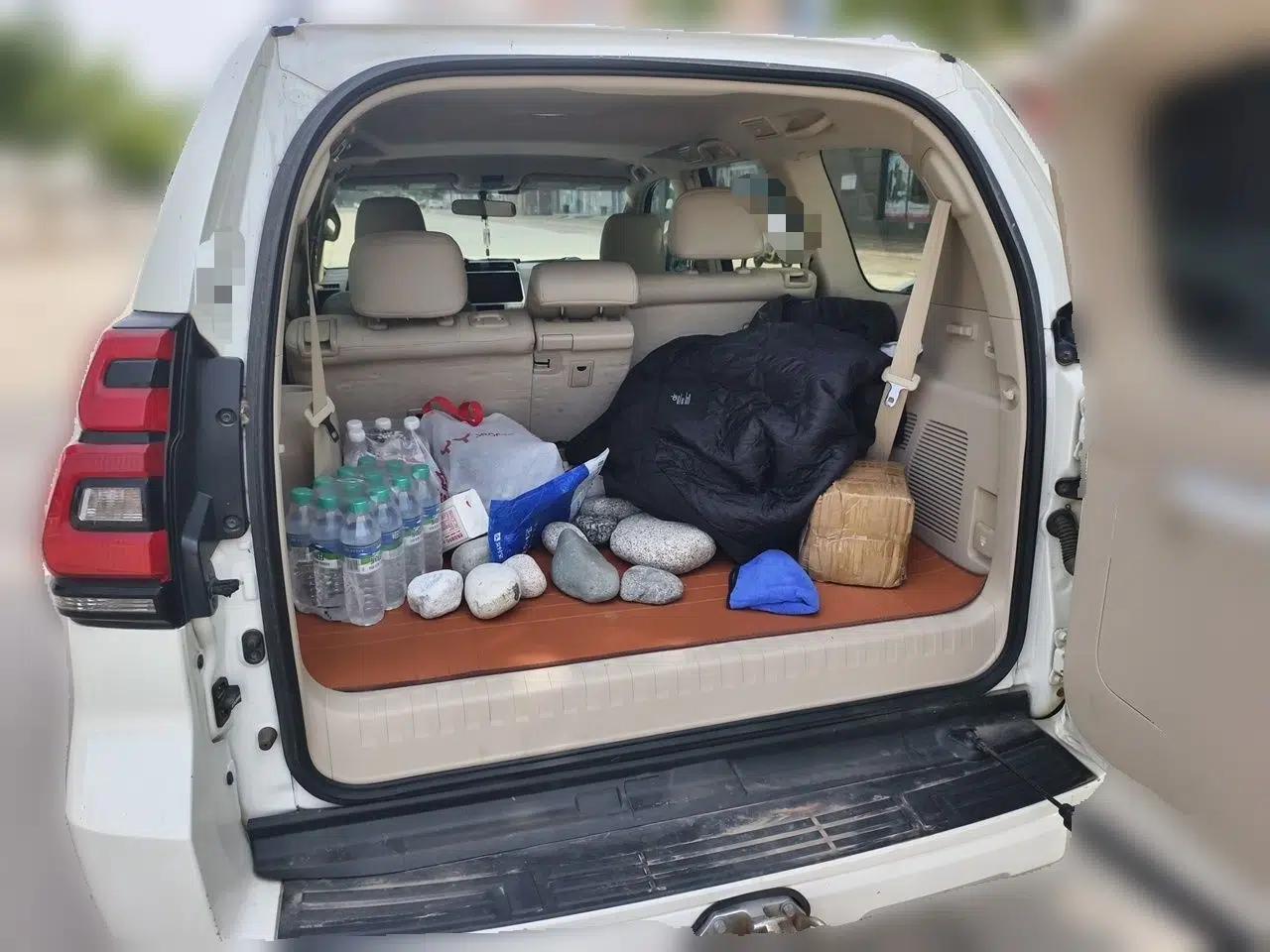 Toyota Prado 2019 4.0L TX-L Middle East — миниатюра 19