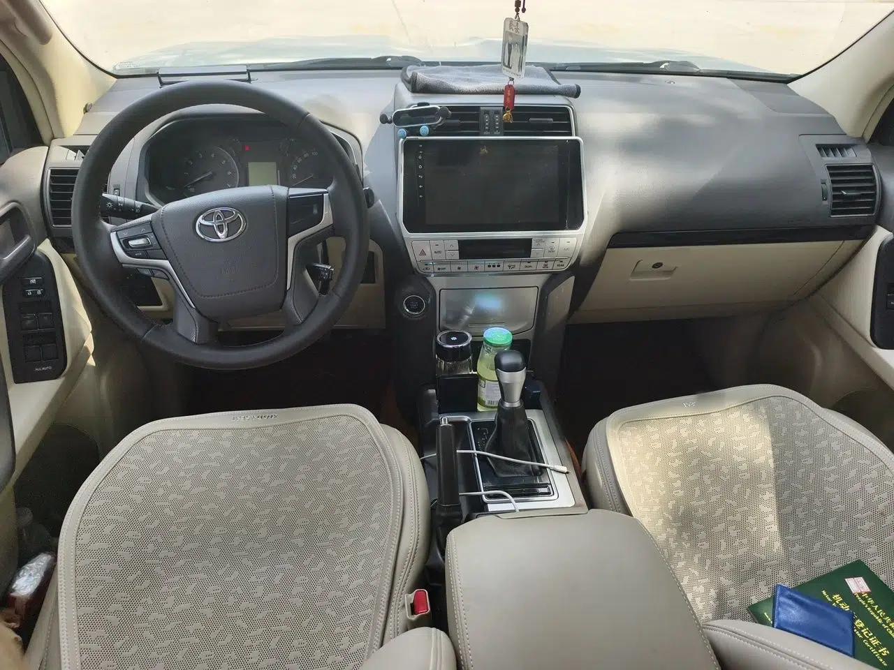 Toyota Prado 2019 4.0L TX-L Middle East — миниатюра 9