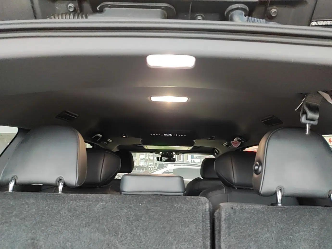 Toyota SIENNA 2024 2.5L Hybrid Luxury Edition — миниатюра 21