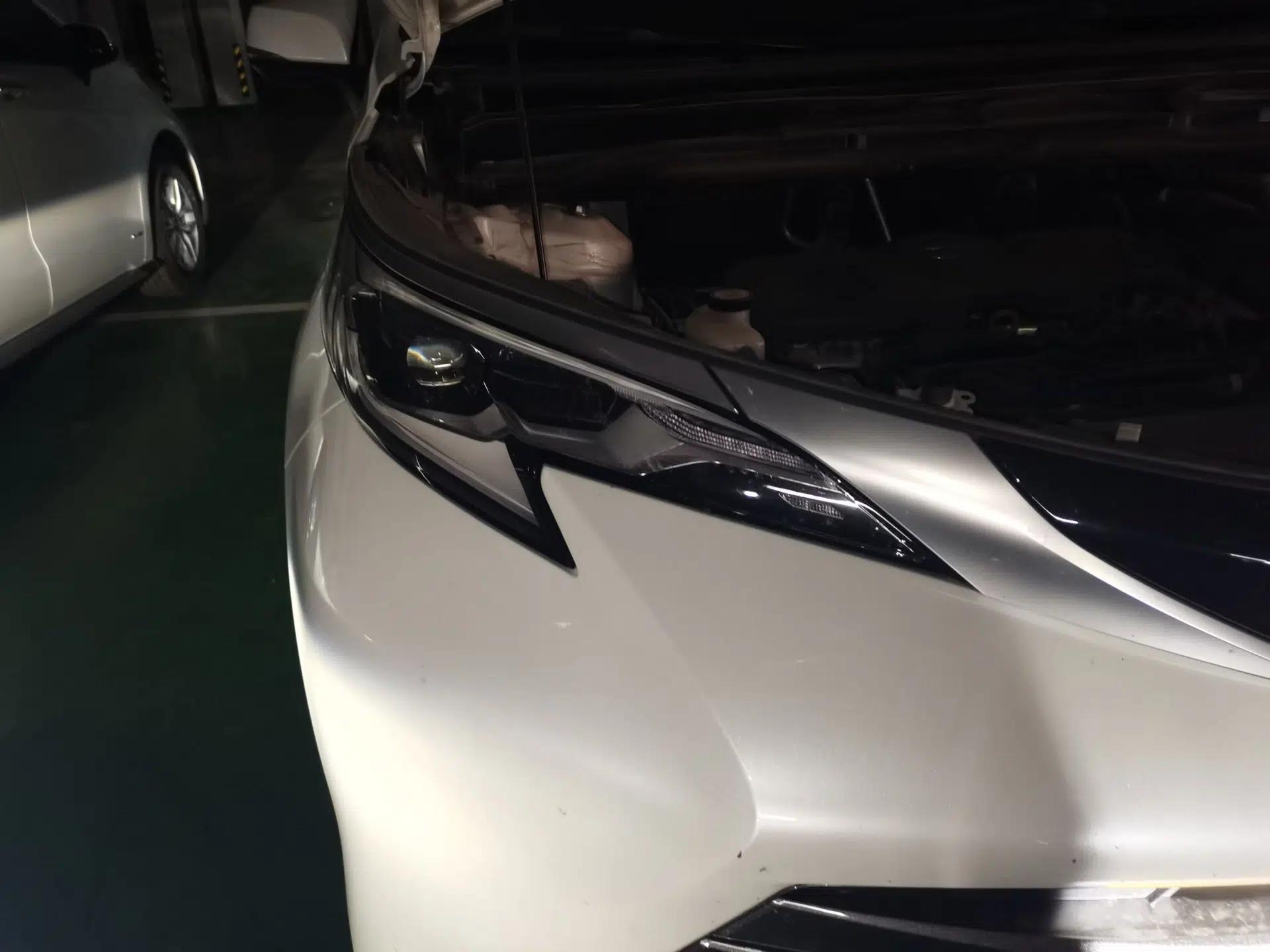 Toyota SIENNA 2021 2.5L Hybrid Premium Edition — миниатюра 7