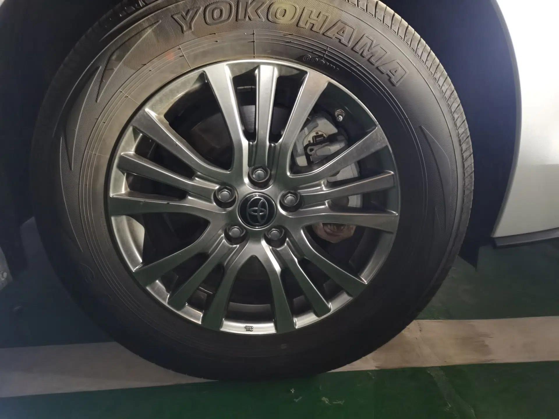 Toyota SIENNA 2021 2.5L Hybrid Premium Edition — миниатюра 8