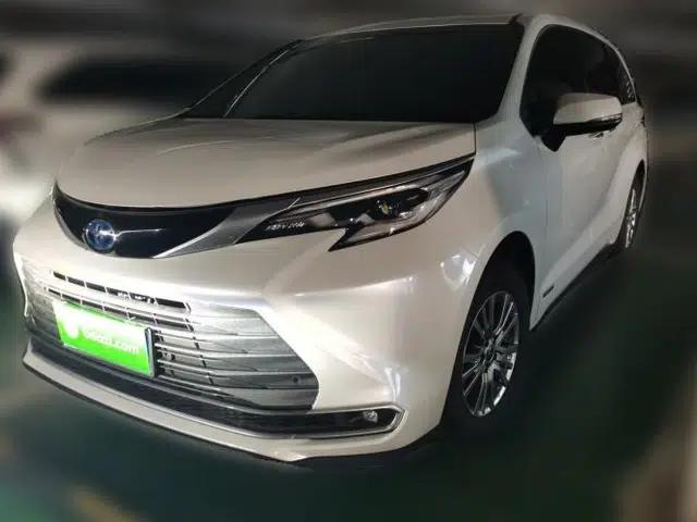 Toyota SIENNA 2021 2.5L Hybrid Premium Edition