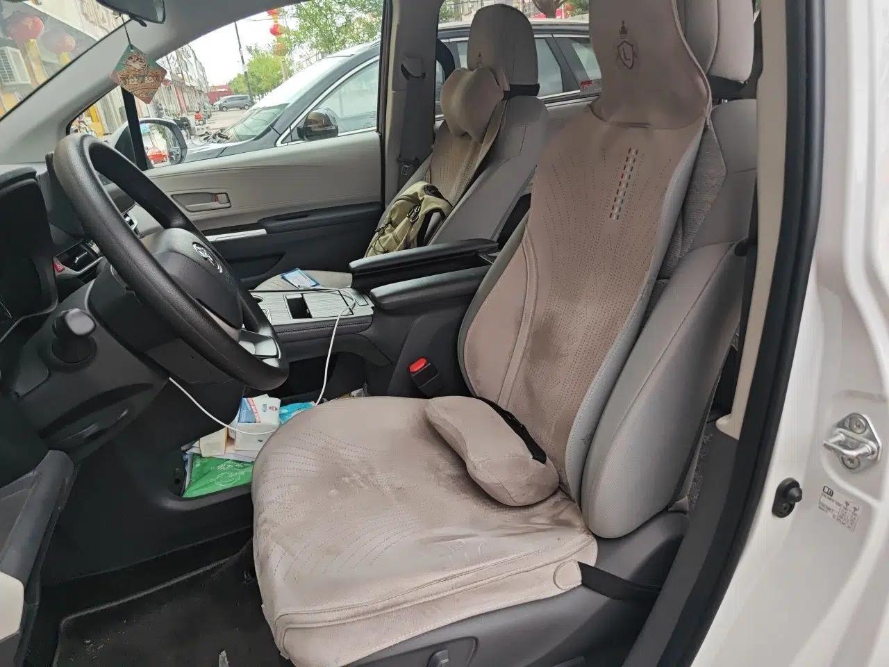 Toyota SIENNA 2024 2.5L Hybrid Comfort Edition — миниатюра 15