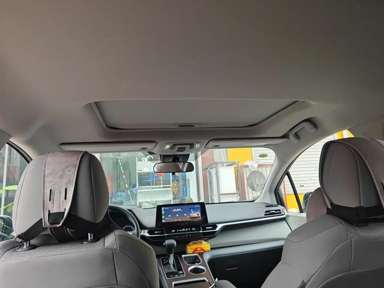 Toyota SIENNA 2024 2.5L Hybrid Comfort Edition — миниатюра 18