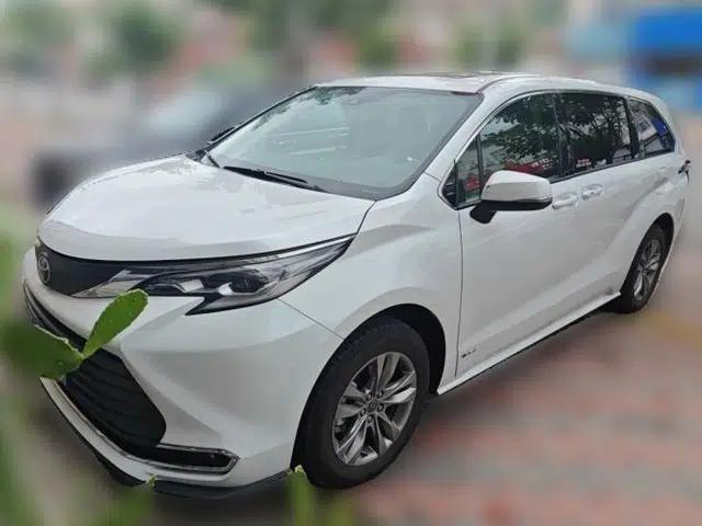 Toyota SIENNA 2024 2.5L Hybrid Comfort Edition