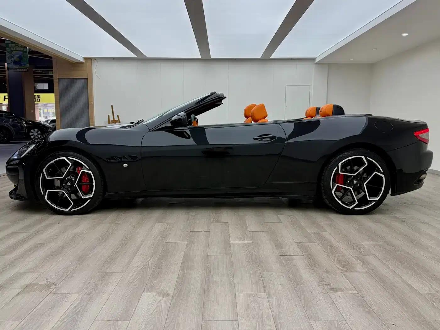 2015 GranCabrio 4.7L MC — миниатюра 7