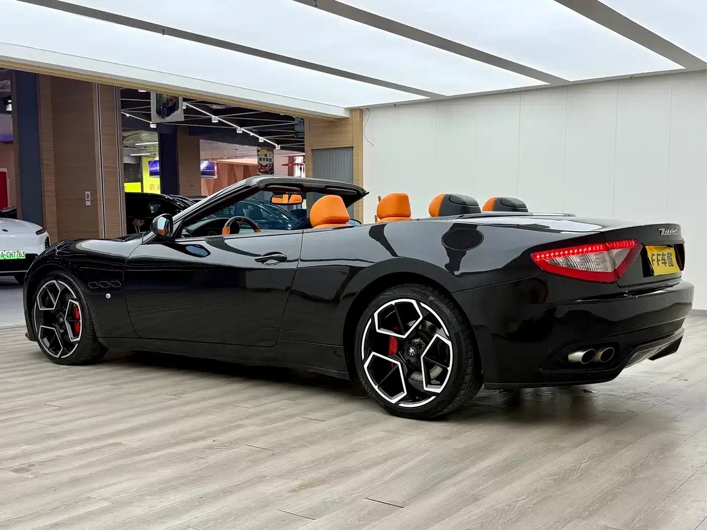 2015 GranCabrio 4.7L MC — миниатюра 8