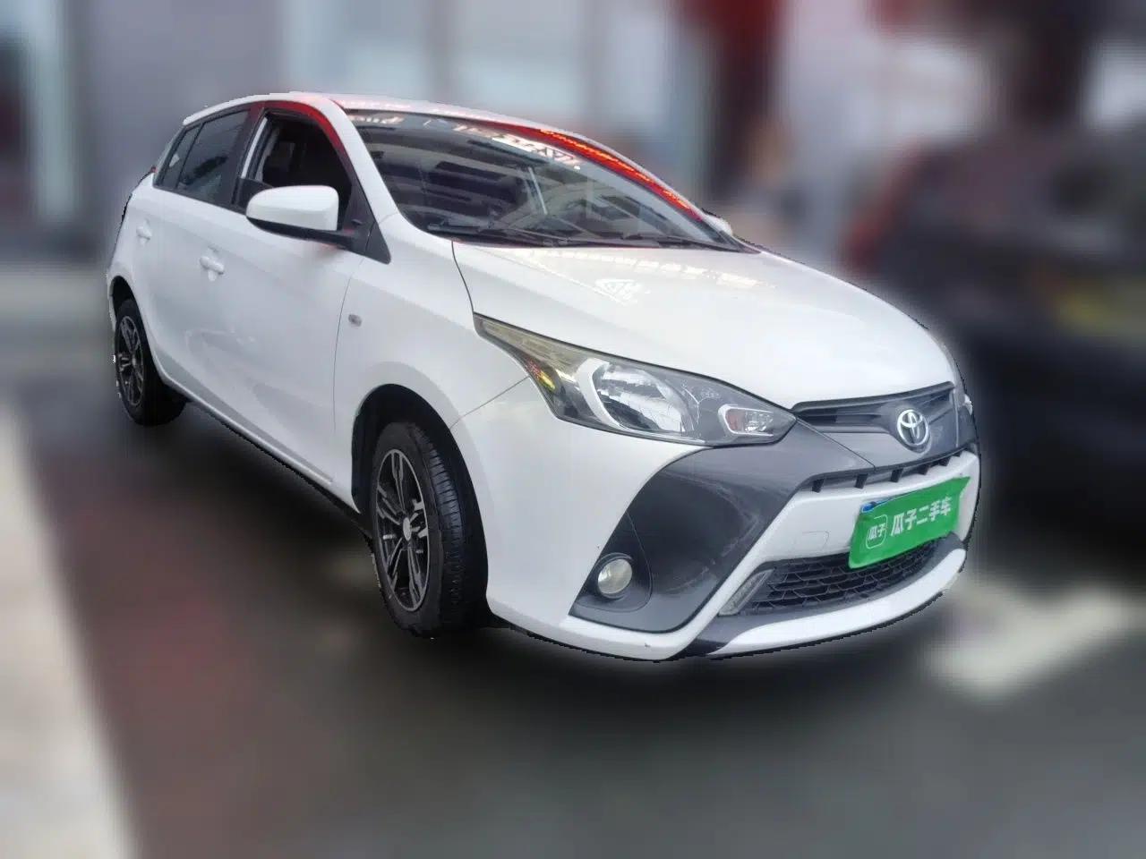 Toyota YARiS L Zhi Xuan 2017 1.5E CVT Enhanced Performance Edition — миниатюра 3