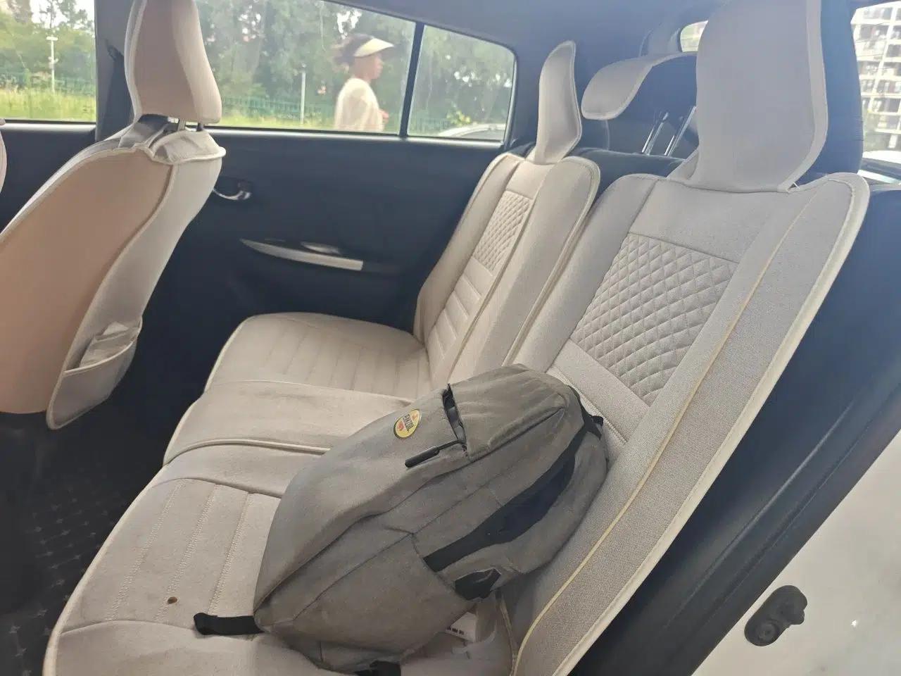 Toyota YARiS L Zhi Xuan 2015 1.5E Automatic Charm Edition — миниатюра 17
