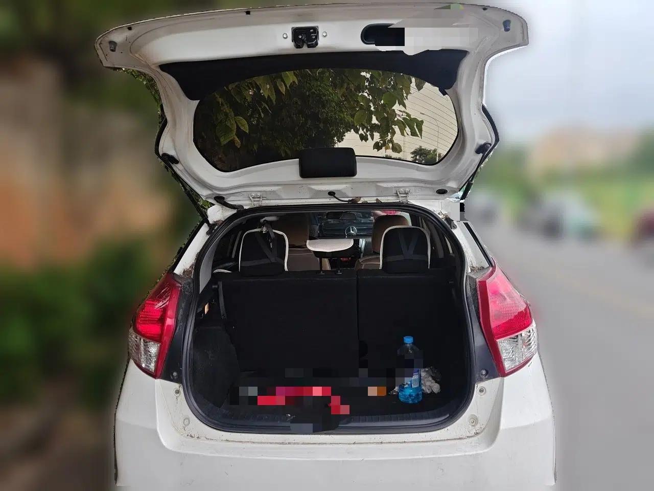 Toyota YARiS L Zhi Xuan 2015 1.5E Automatic Charm Edition — миниатюра 19