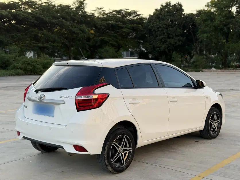 Toyota YARiS L Zhi Xuan 2020 1.5L CVT Leading Edition — миниатюра 16