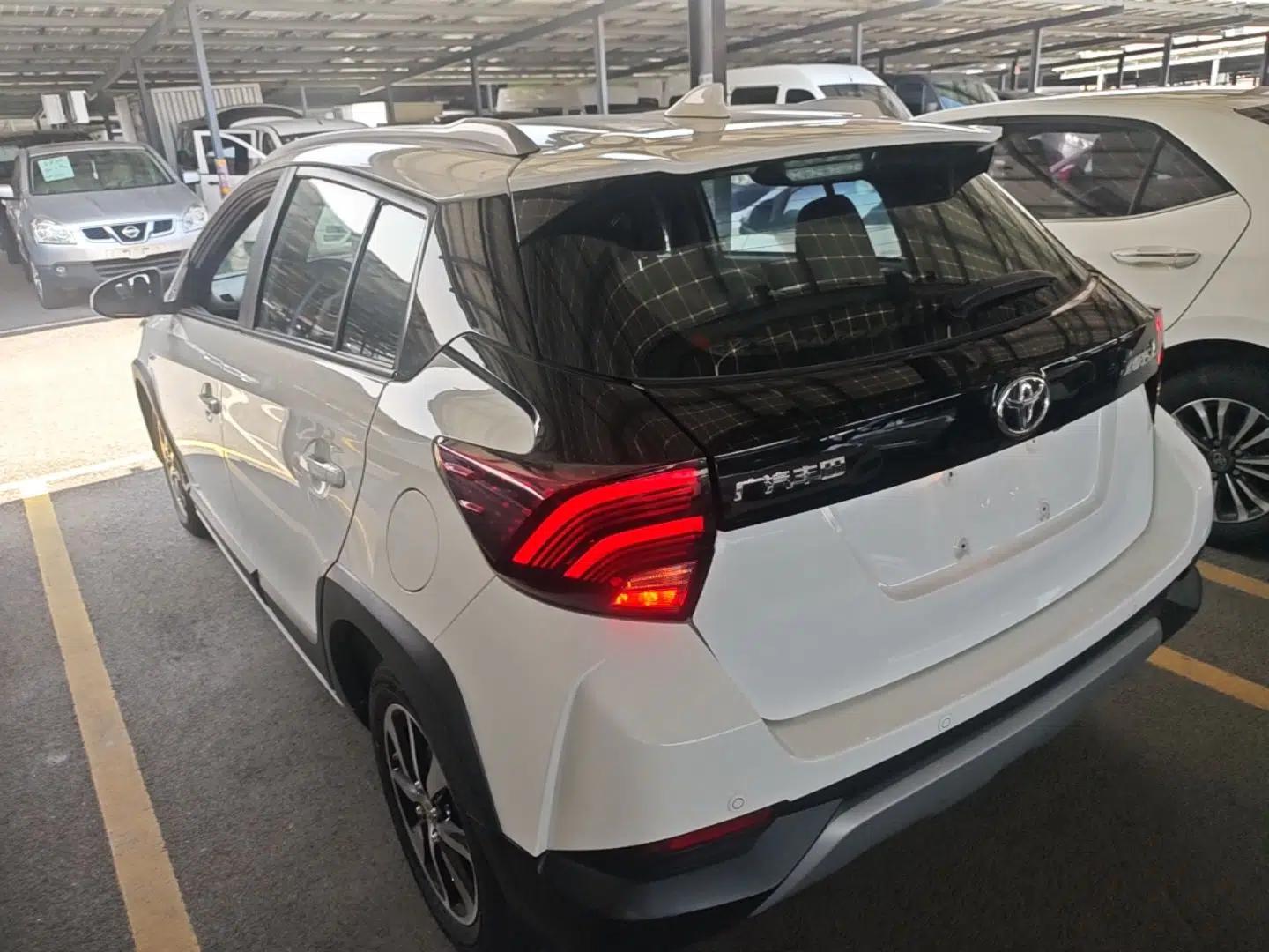 Toyota YARiS L Zhi Xuan 2021 X-Trail 1.5L CVT Leading Edition — миниатюра 4