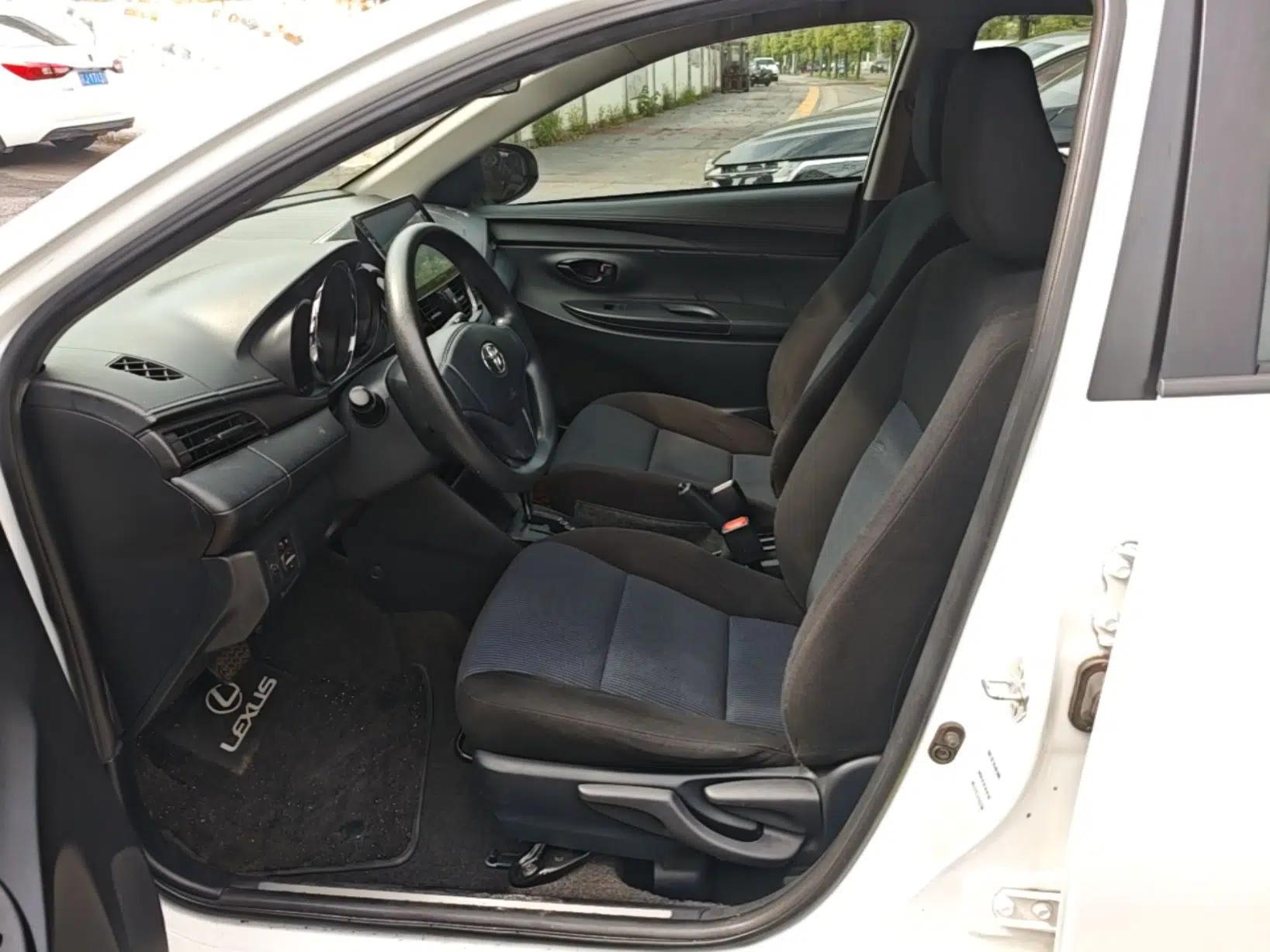 Toyota YARiS L Zhi Xuan 2016 Revised 1.5E CVT Charming Edition — миниатюра 17