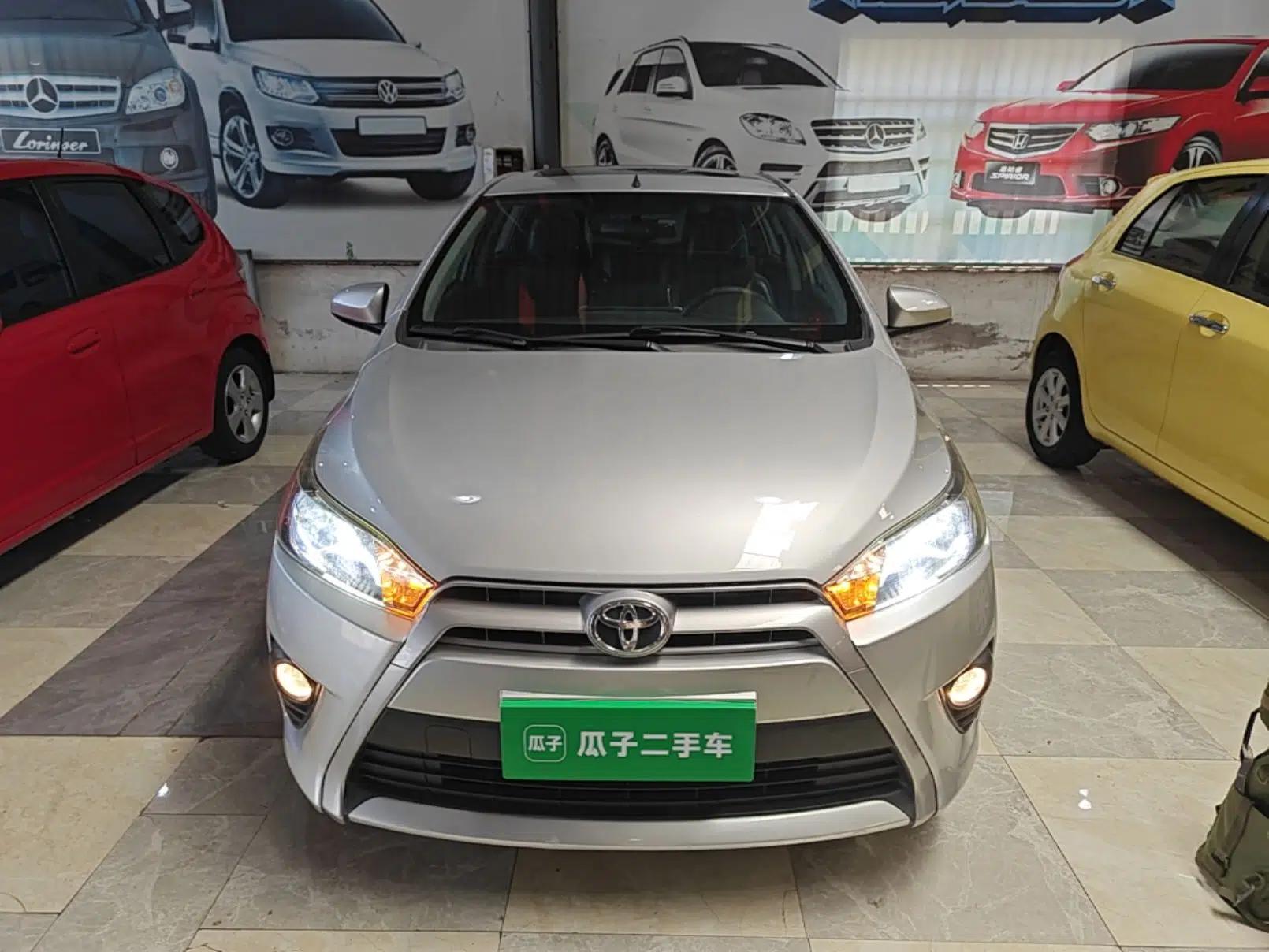 Toyota YARiS L Zhi Xuan 2015 1.5G Automatic Xuan Dong Sunroof Special Edition — миниатюра 2